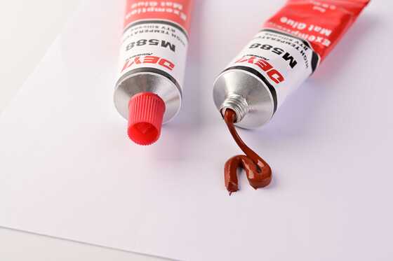 Sigillante rosso per guarnizioni RTV neutro ad alta temperatura di grado industriale M588 per applicazioni di tenuta efficaci e durevoli